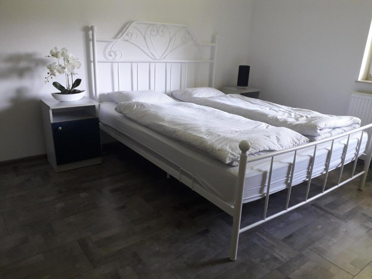 Ferienwohnung Pokoje U Nadii Karwienskie Bloto Drugie Exterior foto